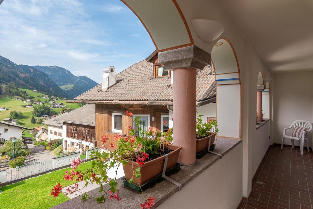Residence Prapoz Ортизеи Экстерьер фото